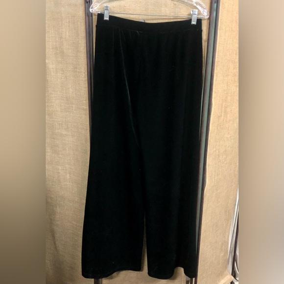 Chico's Travelers Classic Black Wide Leg Velvet Pants Size S NWT - Picture 5 of 5